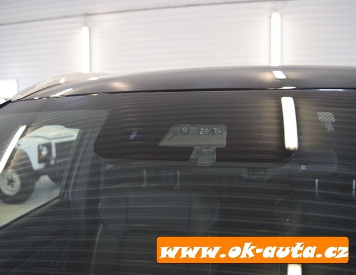 Mitsubishi Outlander SUV 0,0 0
