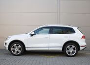 Volkswagen Touareg 8
