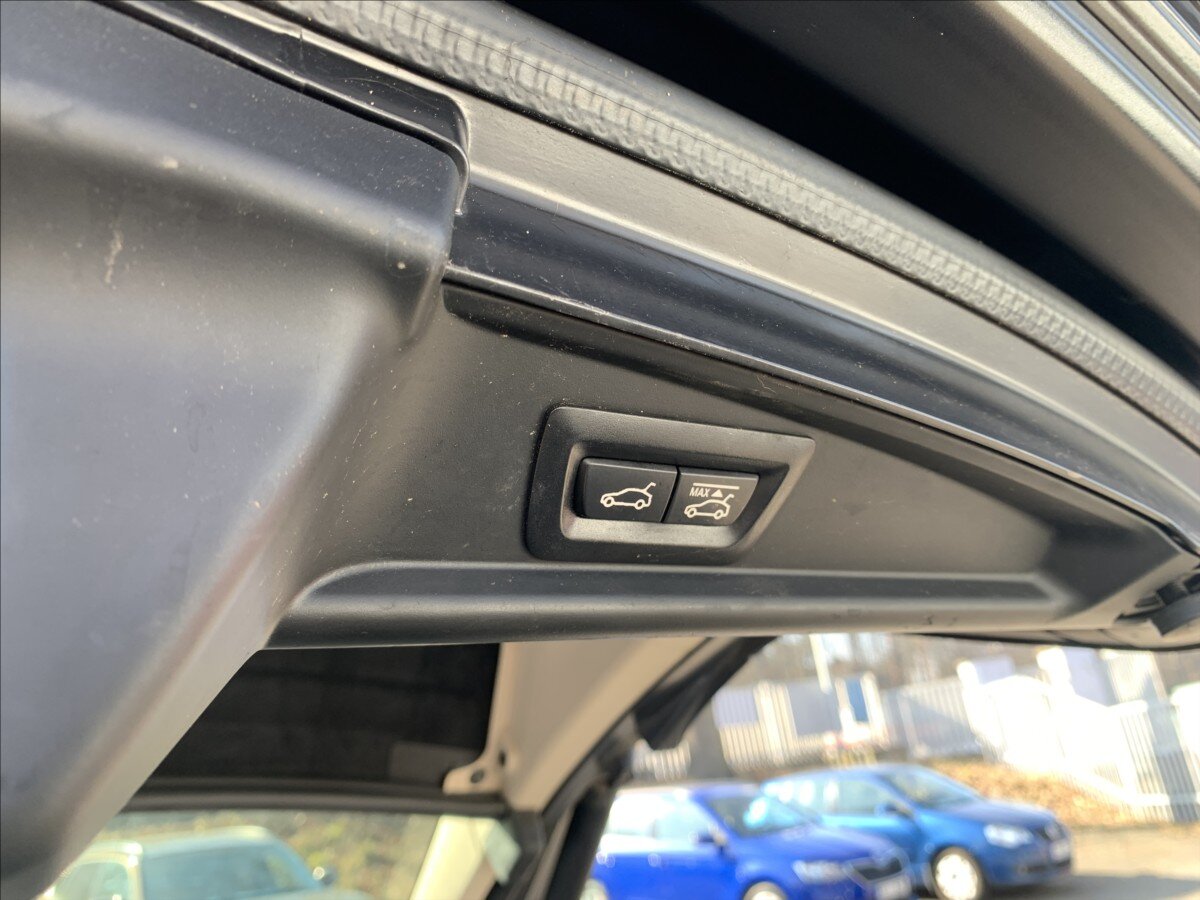 BMW Řada 5 Liftback 3,0 l 180 kw