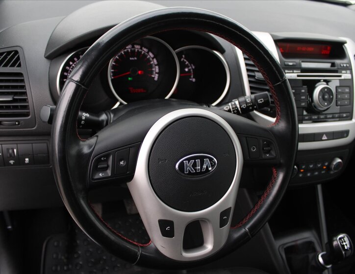 KIA Venga MPV 1,4 l 66 kw