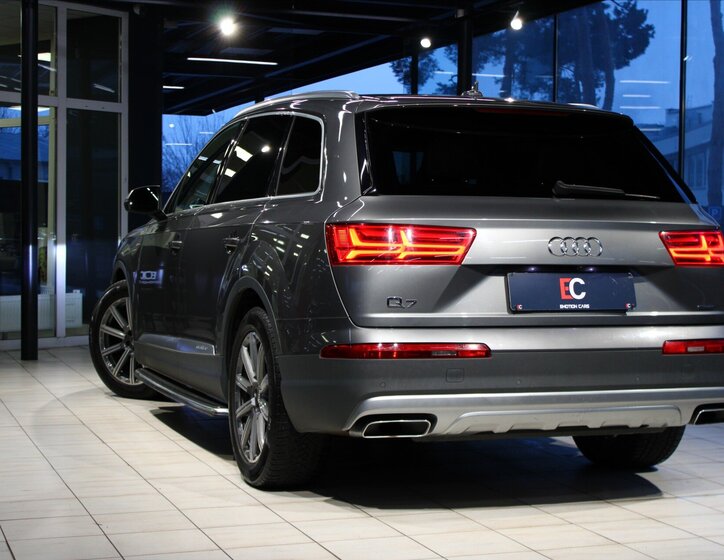 Audi Q7 SUV 3,0 l 200 kw