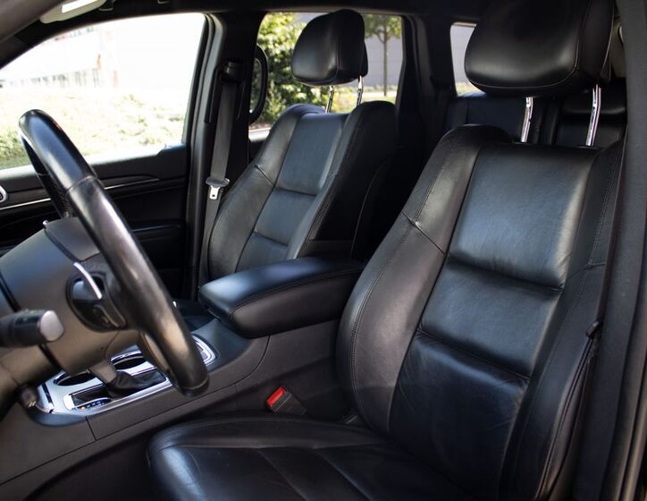 Jeep Grand Cherokee 10