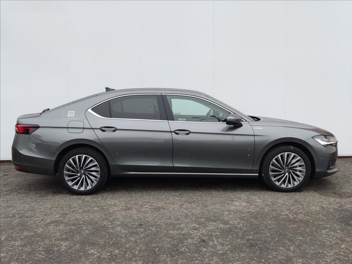 Škoda Superb Liftback 2,0 l 142 kw