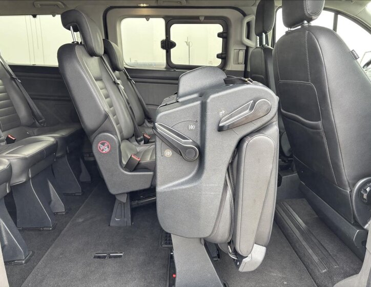 Ford Tourneo Custom Kombi 2,0 l 125 kw