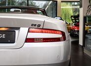 Aston Martin DB9 22