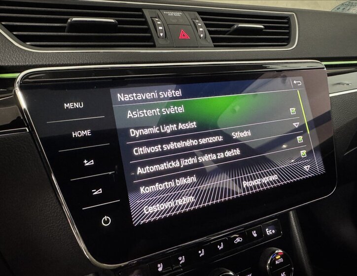 Škoda Superb Kombi 1,4 l 160 kw