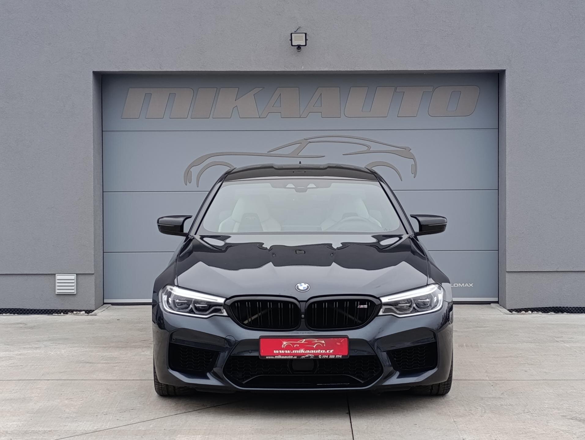 BMW M5 Sedan 4,4 l 460 kw