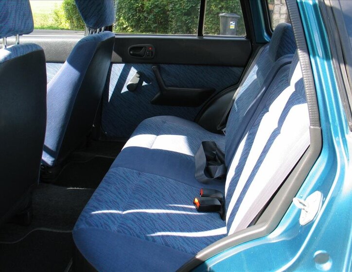 Suzuki Swift Hatchback 993,0 39 kw