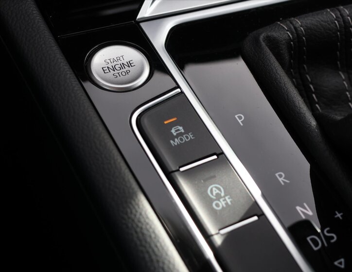 Volkswagen Arteon Kombi 2,0 l 206 kw