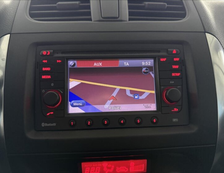 Suzuki SX4 Hatchback 2,0 l 99 kw