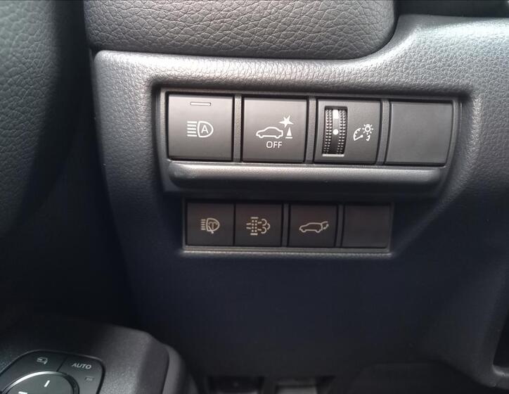 Toyota Land Cruiser 18