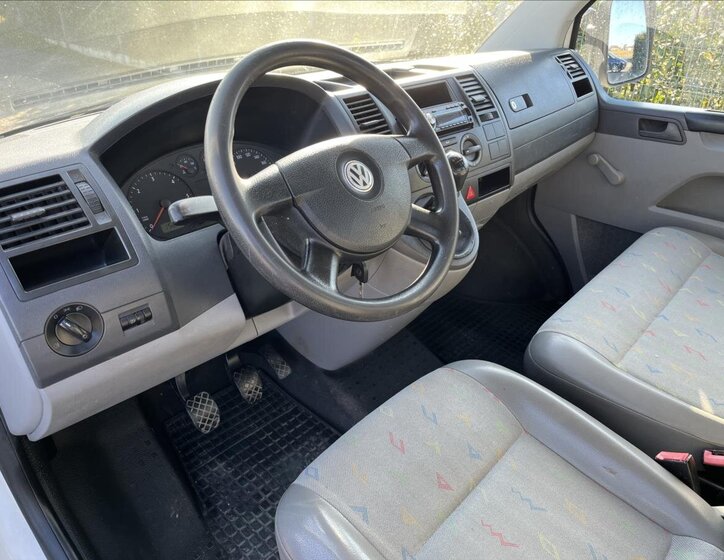 Volkswagen Transporter Valník 1,9 l 75 kw