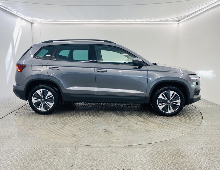 Škoda Karoq SUV / Terénní 1,5 l 110 kw
