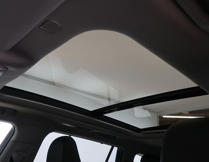 Toyota Highlander Kombi 2,5 l 140 kw