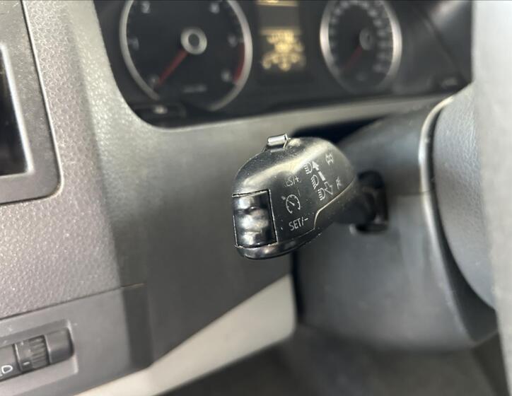 Volkswagen Transporter 12