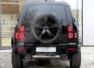 Land Rover Defender 6