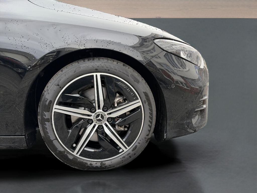Mercedes-Benz CLA Sedan / Limuzína 1,3 l 120 kw