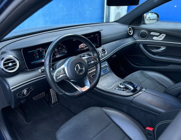 Mercedes-Benz Třídy E Sedan / Limuzína 2,0 l 143 kw