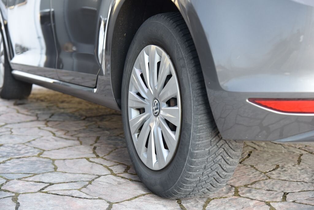 Volkswagen Golf Hatchback 1,2 l 77 kw