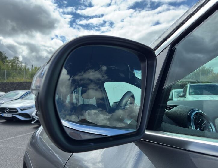 Mercedes-Benz GLA 23