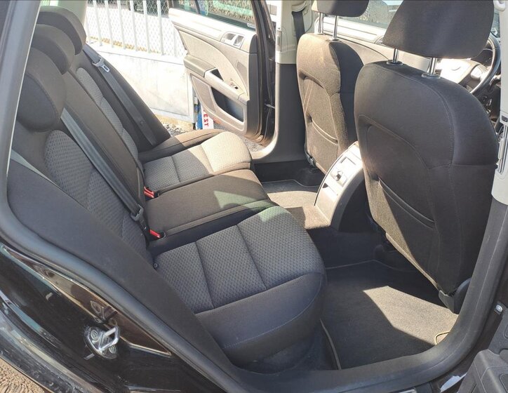 Škoda Superb Kombi 2,0 l 125 kw