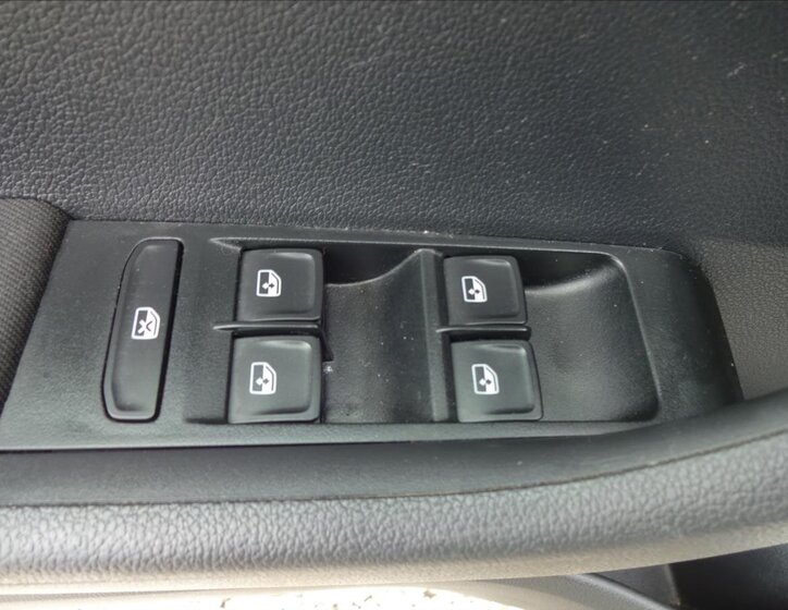 Škoda Fabia Hatchback 999,0 70 kw