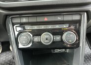 Volkswagen T-Roc SUV / Terénní 1,5 l 110 kw