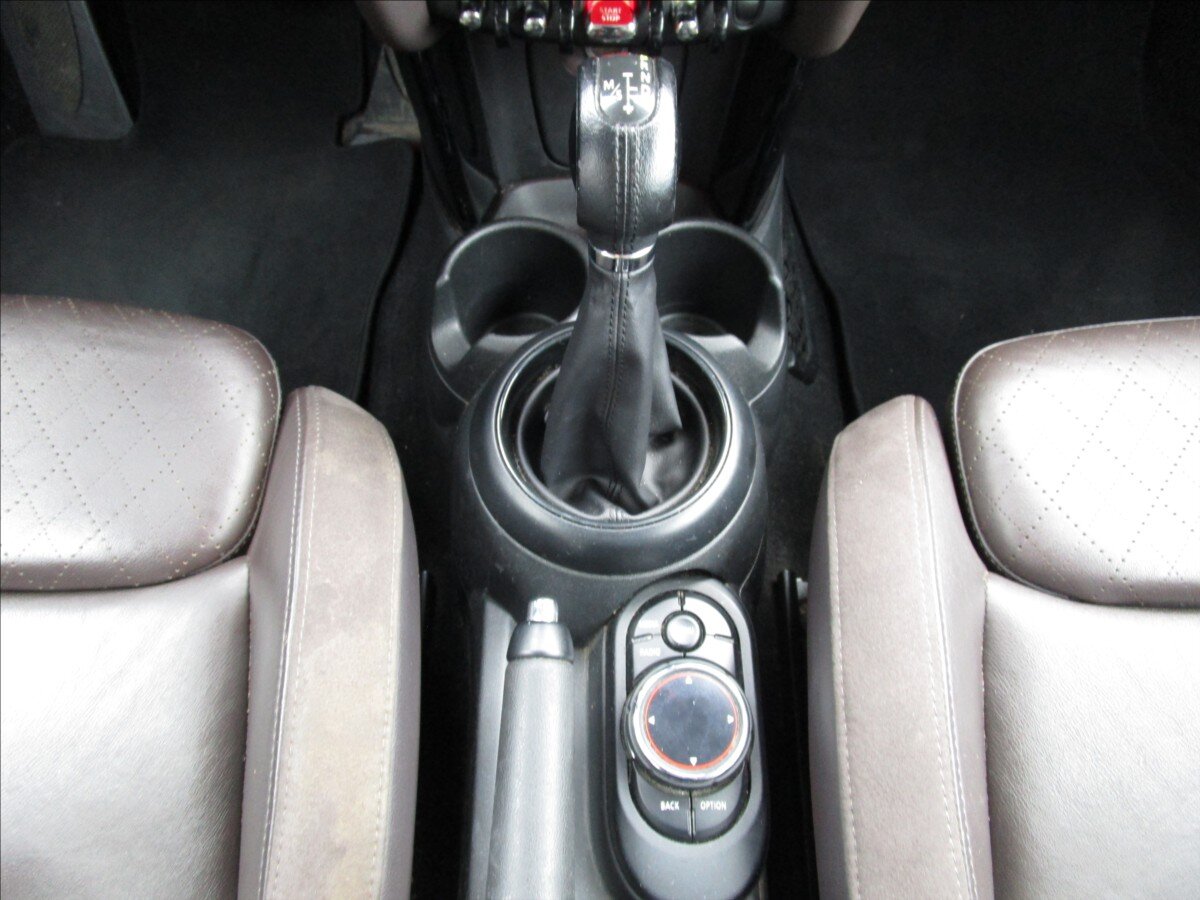 Mini Cooper Hatchback 1,5 l 85 kw