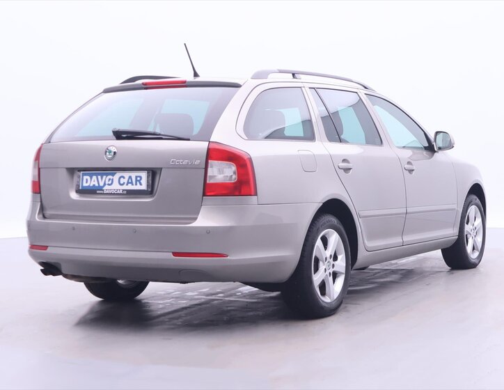 Škoda Octavia Kombi 2,0 l 103 kw
