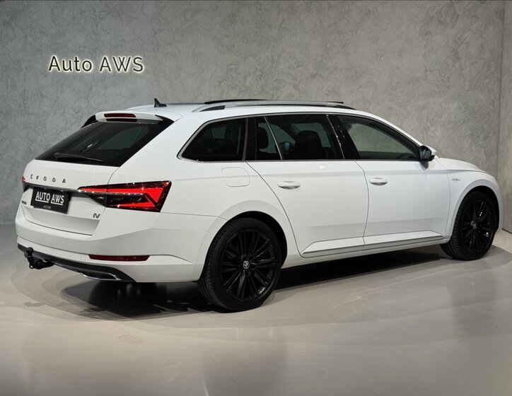 Škoda Superb Kombi 1,4 l 160 kw