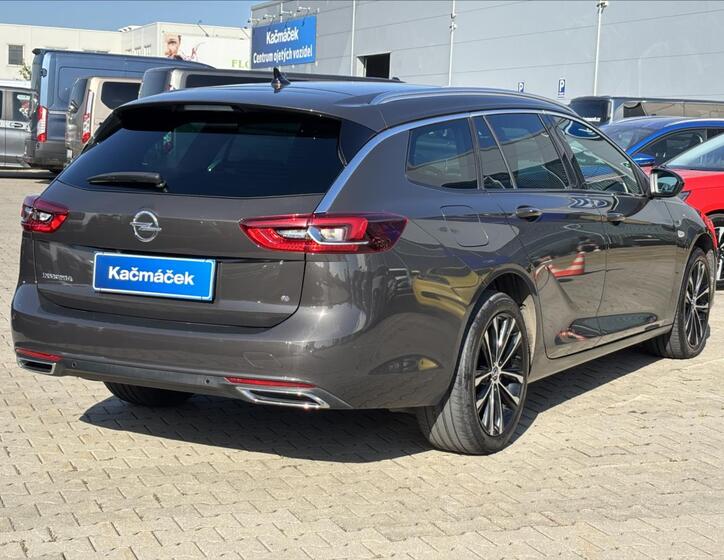 Opel Insignia 5