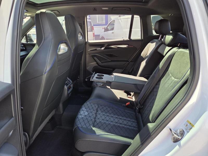 Volkswagen Tiguan SUV / Terénní 2,0 l 195 kw