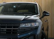 Volkswagen Touareg 8