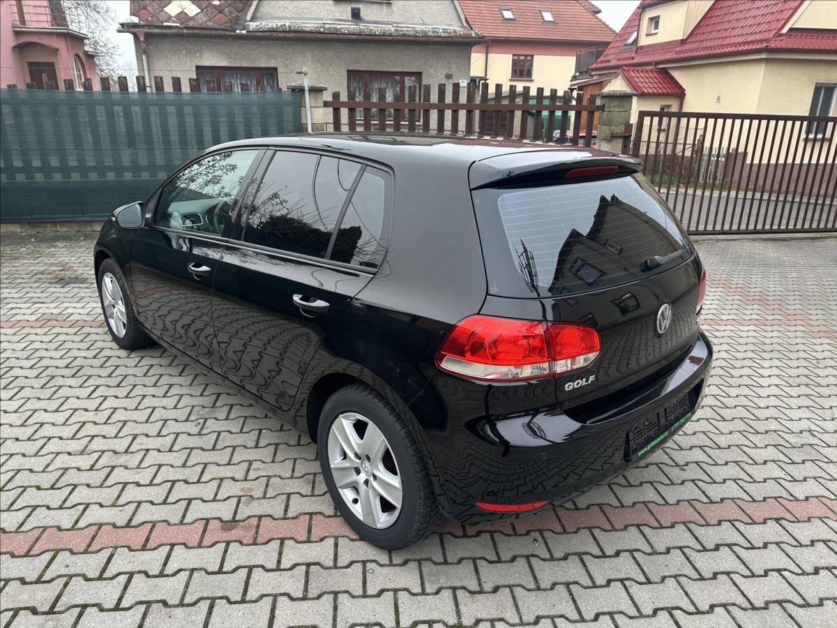 Volkswagen Golf Hatchback 1,6 l 75 kw