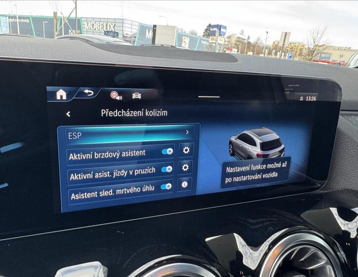 Mercedes-Benz GLA 16