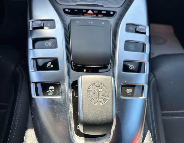 Mercedes-Benz AMG GT Kupé 3,0 l 270 kw