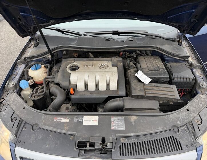 Volkswagen Passat Kombi 2,0 l 103 kw