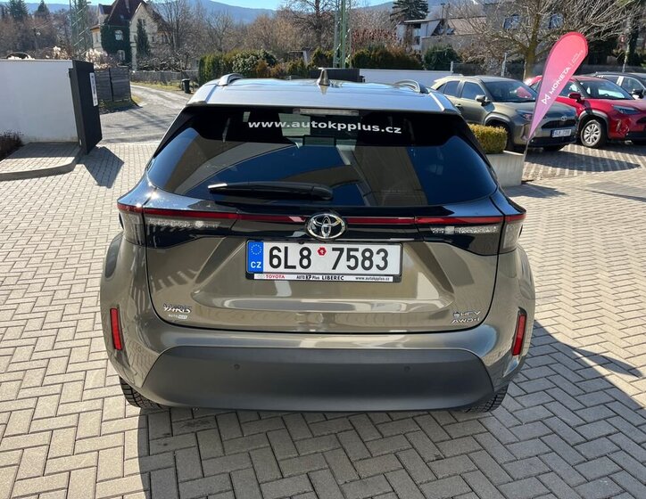 Toyota Yaris Cross SUV / Terénní 1,5 l 68 kw
