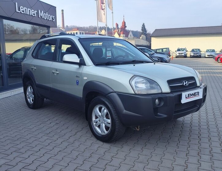 Hyundai Tucson SUV / Terénní 2,0 l 103 kw