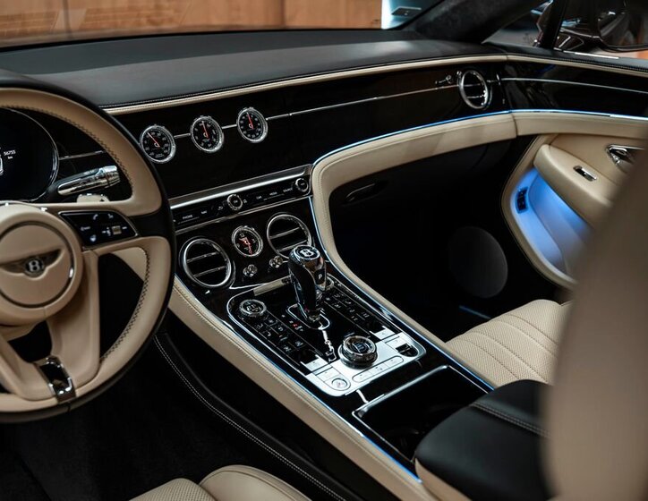 Bentley Continental GT 13