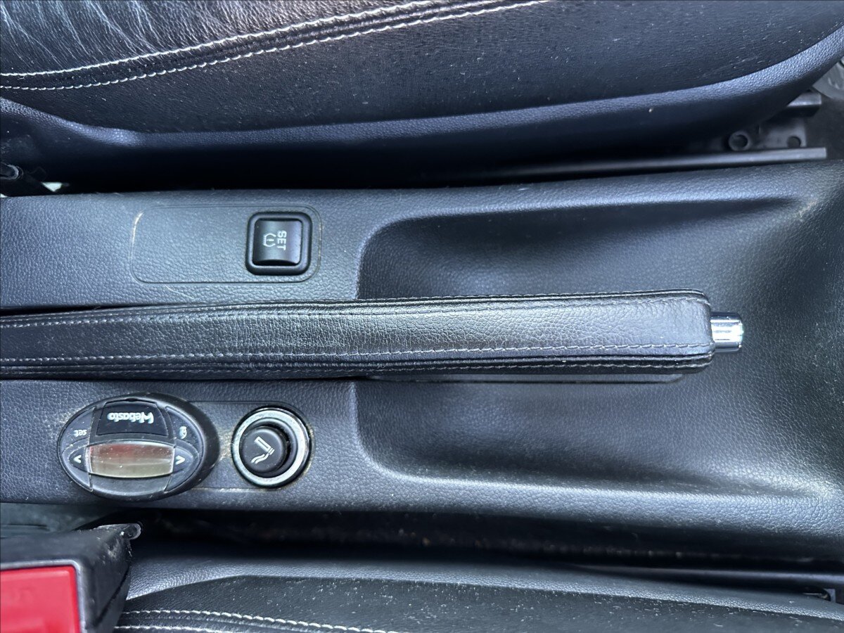 Škoda Roomster Kombi 1,6 l 77 kw