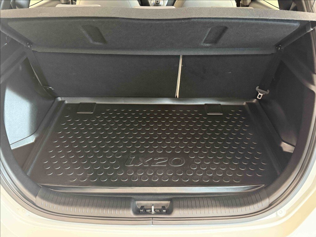 Hyundai ix20 SUV 1,6 l 91 kw