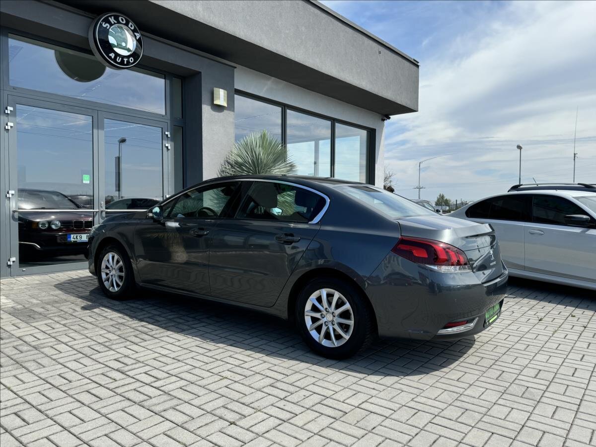 Peugeot 508 Sedan 2,0 l 120 kw