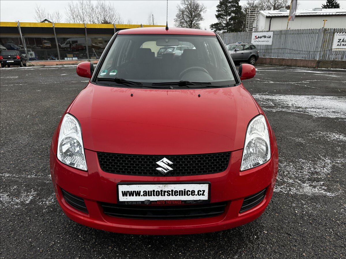 Suzuki Swift Hatchback 1,3 l 67 kw