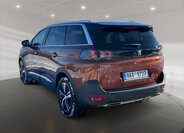 Peugeot 5008 SUV 2,0 l 130 kw