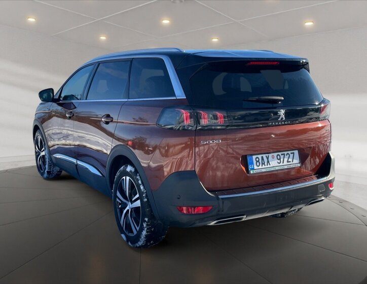 Peugeot 5008 SUV 2,0 l 130 kw