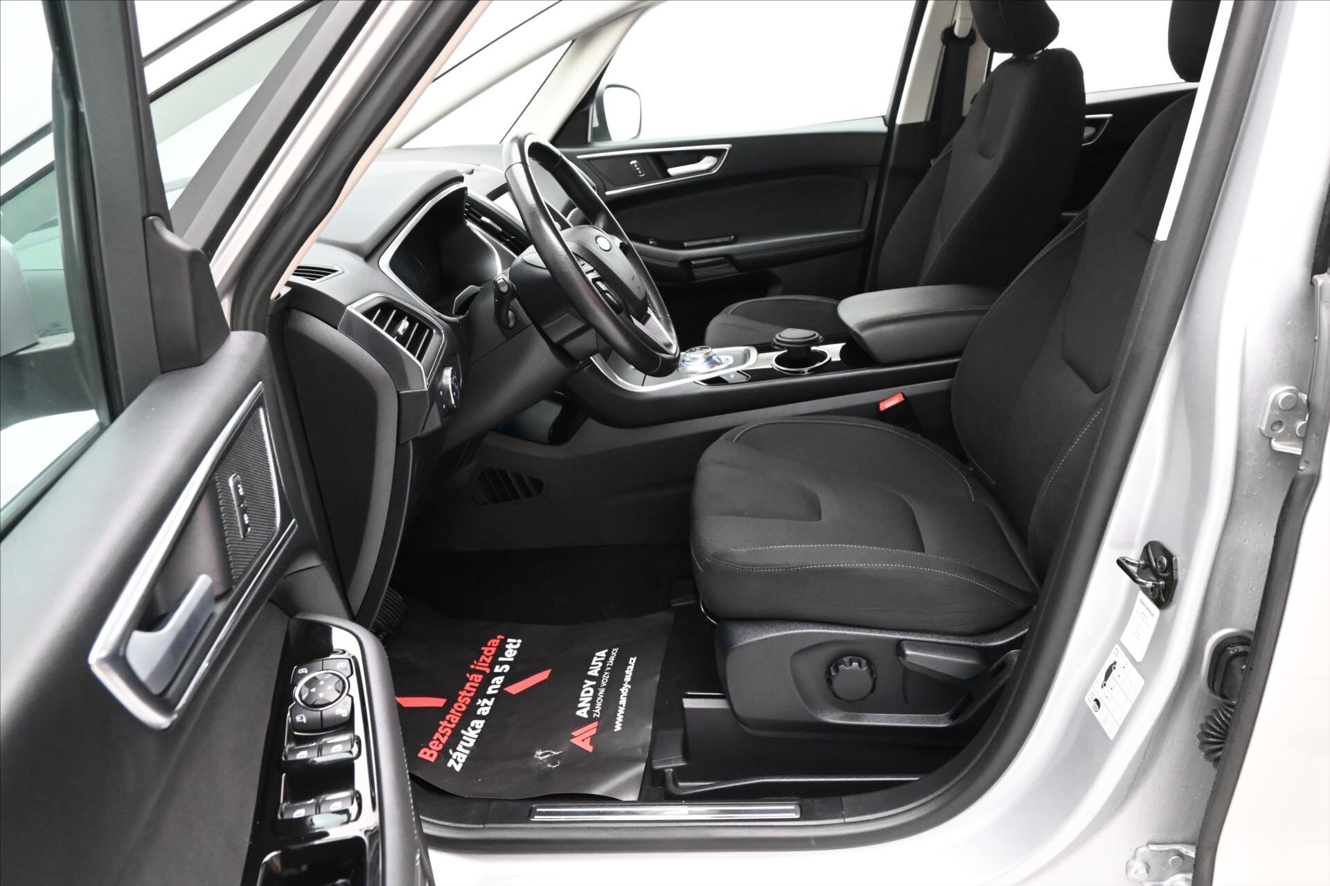 Ford S-MAX MPV 2,0 l 140 kw
