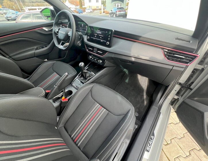 Škoda Scala Hatchback 1,0 l 85 kw