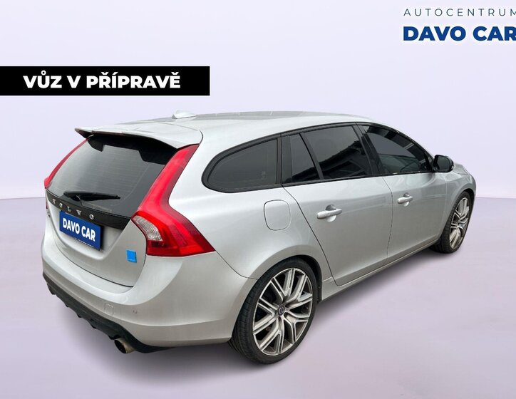 Volvo V60 Kombi 2,0 l 270 kw