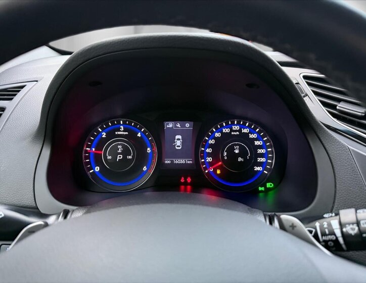 Hyundai i40 Kombi 1,7 l 104 kw